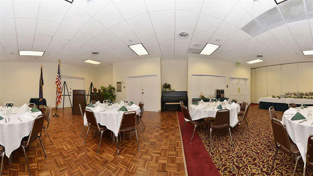 Quality Inn & Suites Ogallala Ngoại thất bức ảnh